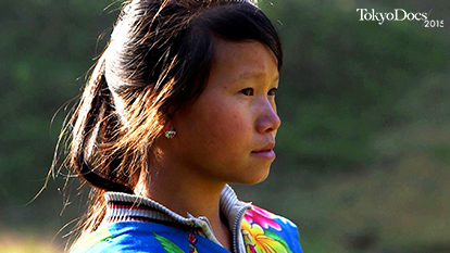 YOUNG MOTHER ON VAI THAI PEAK