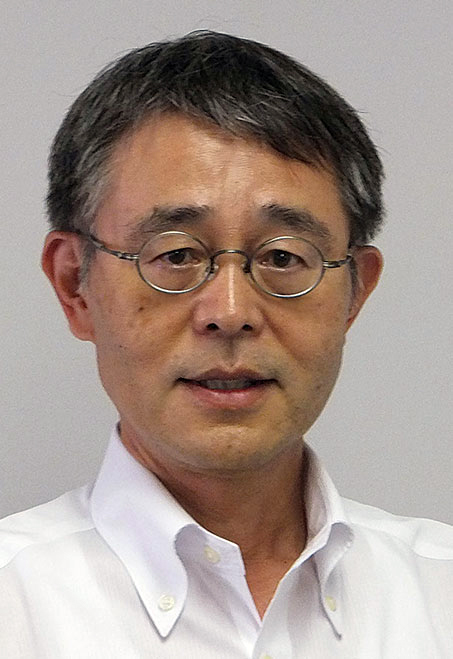 城田 登良男